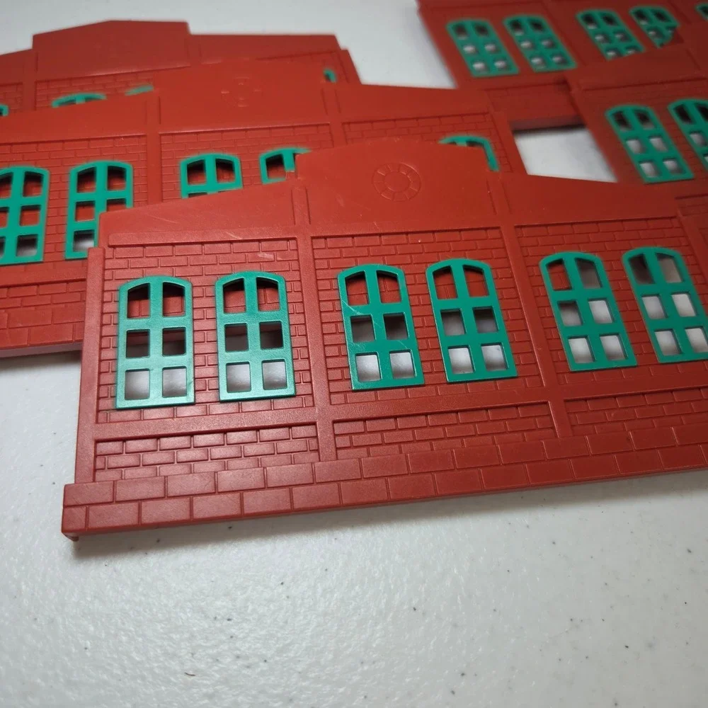 Vintage Thomas Train‎ Engine Shed Side Panels Red Brick 6pc Set